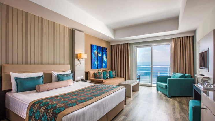 Aria Claros Beach & Spa Resort